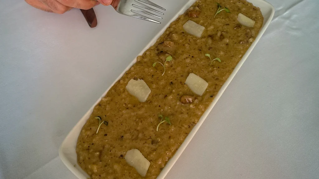 Risotto Trufado de Boletus y Parmesano: Uno de Nuestros Platos Más Icónicos en León 3 rissoto